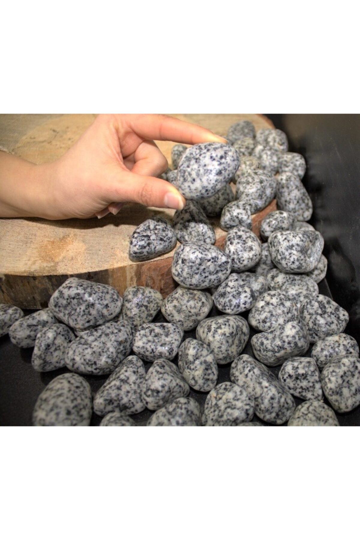 Benekli Dolomit Taş 4 Kg 2-4 Cm Granit Taş Dere Taşı Bahçe Süs Taşı Dolamit Taş Dekoratif Taş 2
