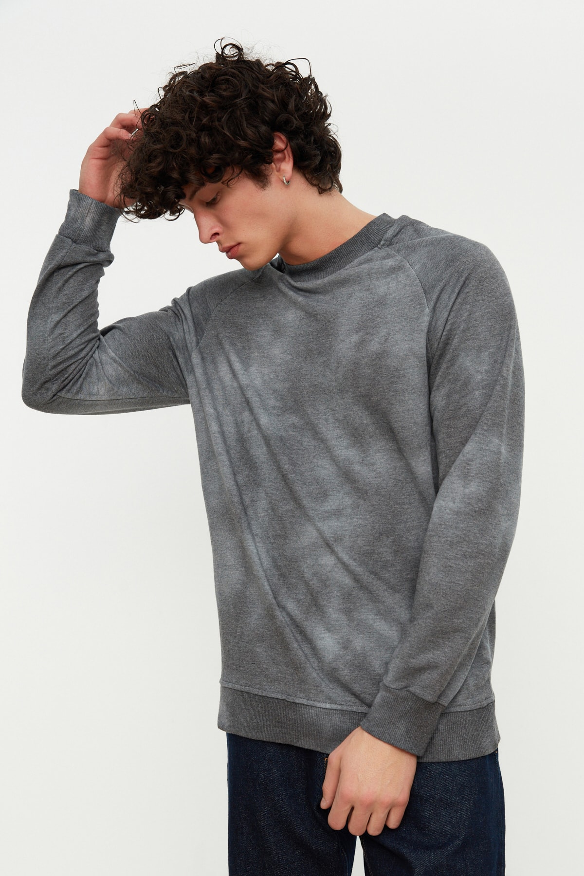 Trendyol Collection Sweatshirt Grau Regular Fit Fast ausverkauft