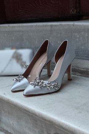 Gümüş Saten 9cm Yan Şeffaf Yıldız Taşlı Topuklu Stiletto Kadın Ayakkabı LA-9seffafsuyolu