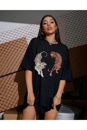 Kadın Siyah Kaplan Baskılı Oversize T-shirt Xws80xw