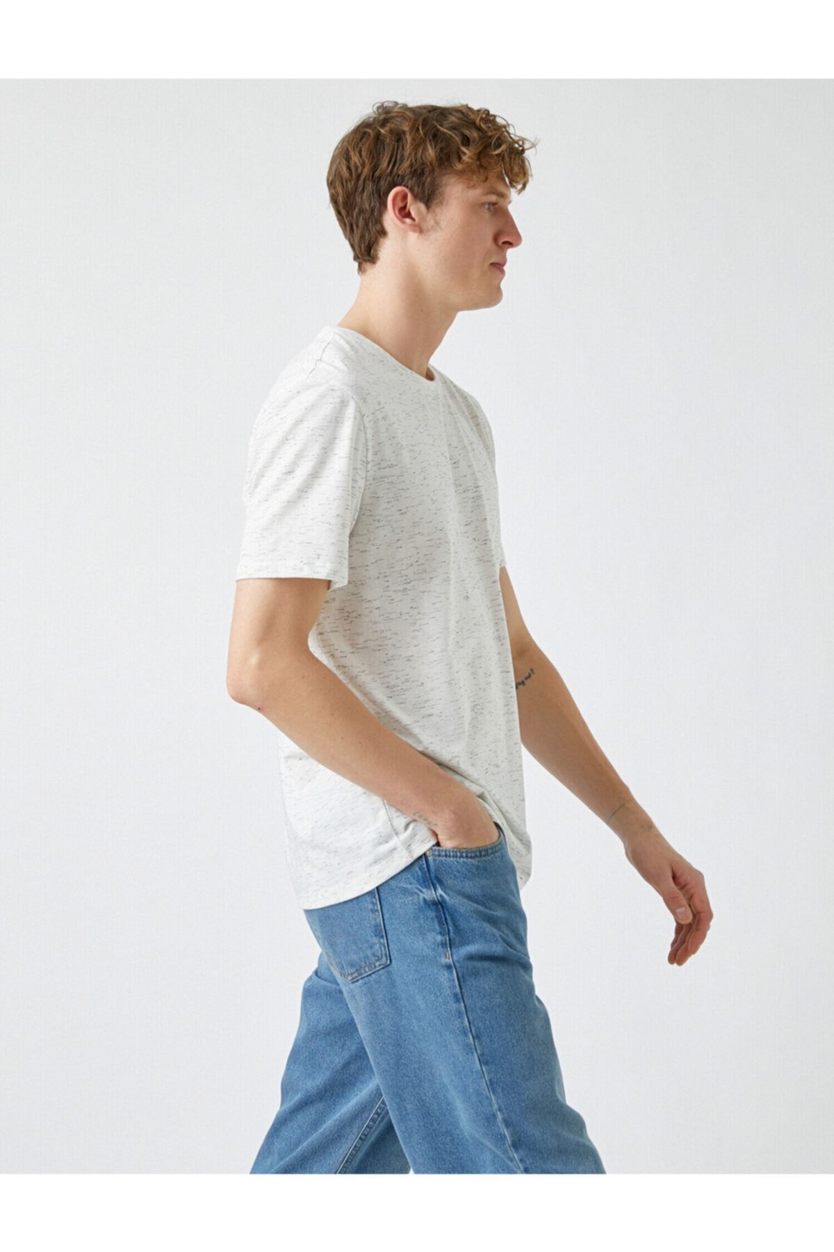 Koton T-Shirt Weiß Regular Fit Fast ausverkauft