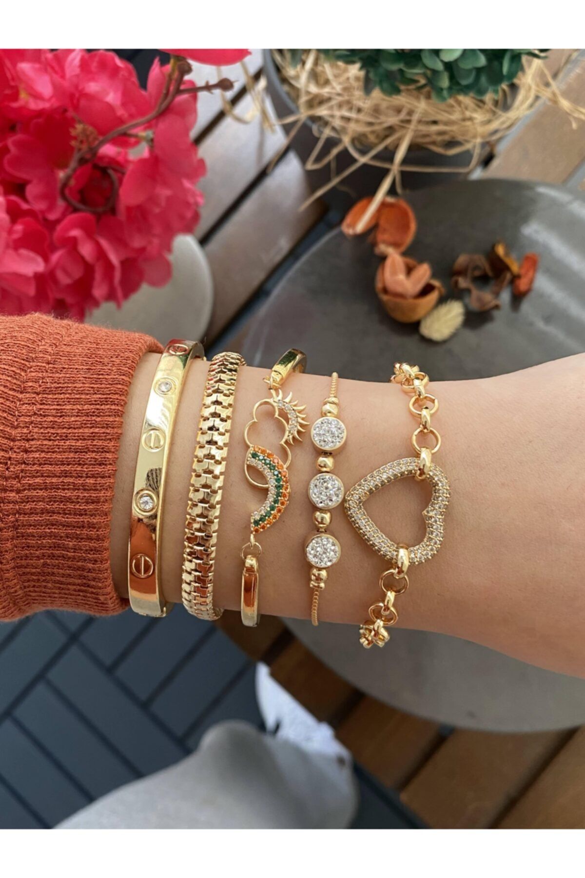 Original gold bracelet deals