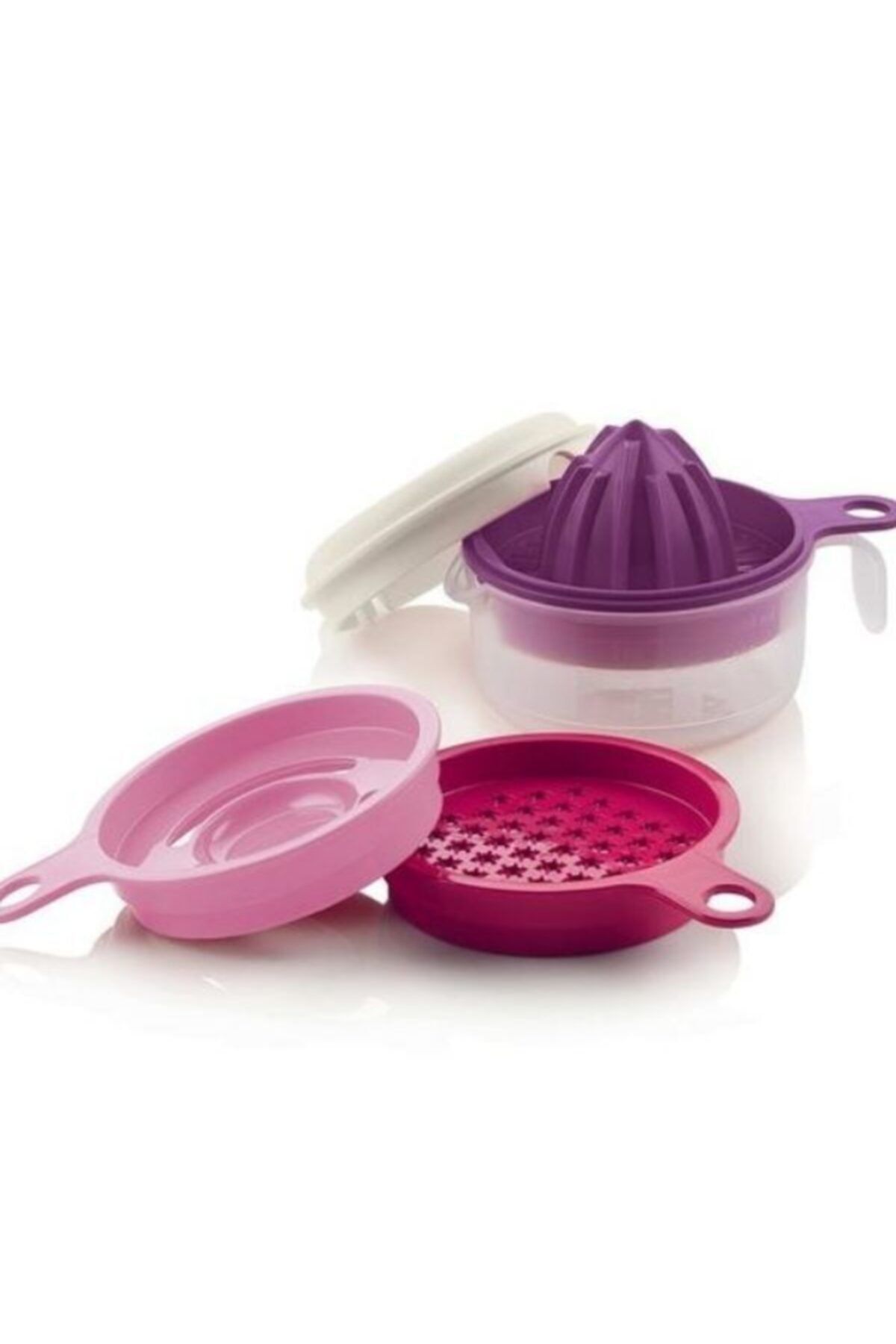 Tupperware store lemon squeezer