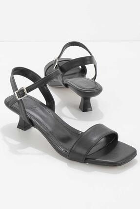 Siyah Kadın Klasik Topuklu Ayakkabı K05688350909