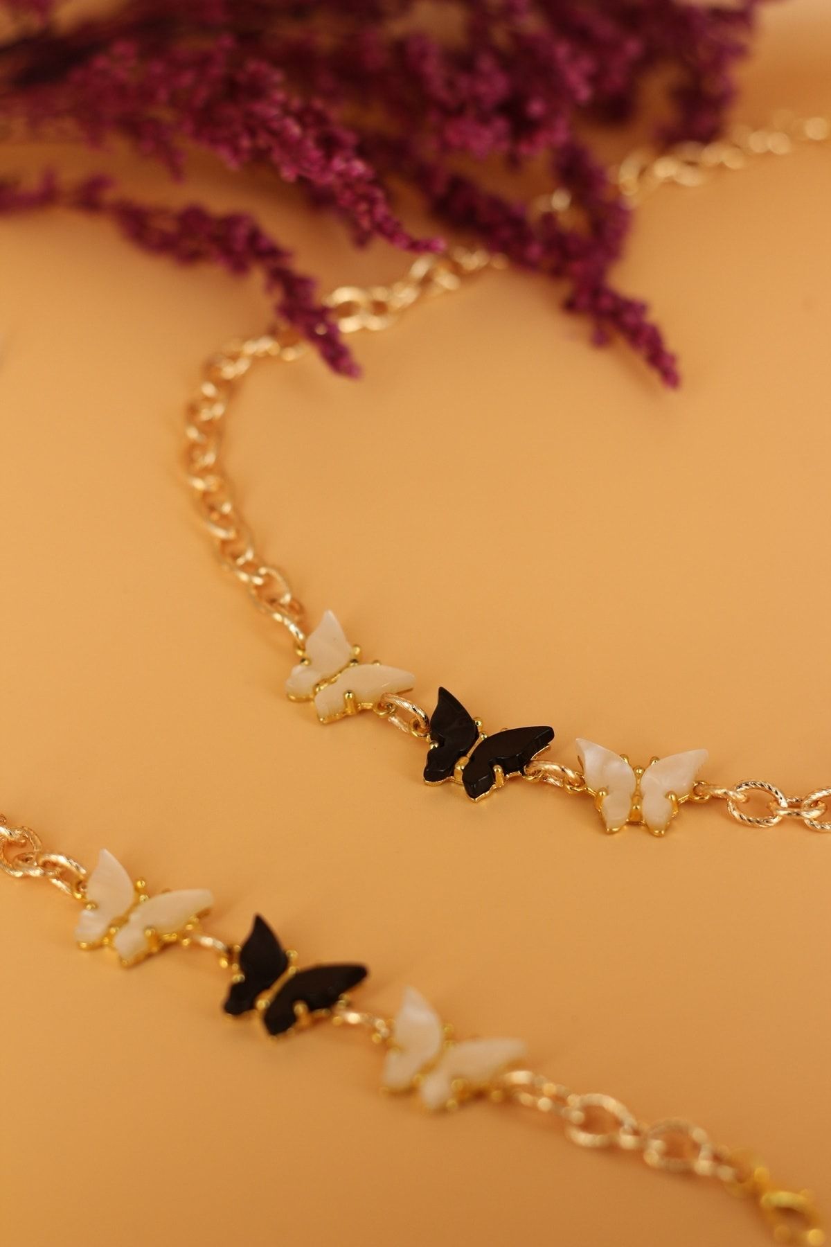 Womens necklace shop and bracelet set