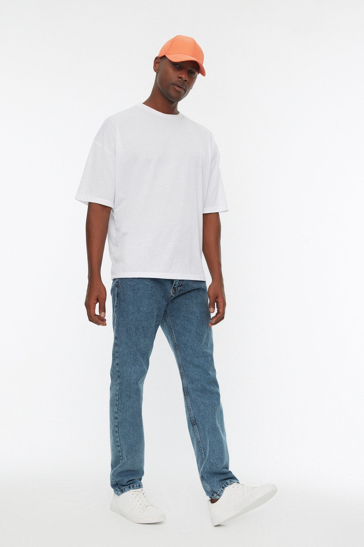 Trendyol Collection-Modré džíny Regular Fit - 100% bavlněné džínové kalhoty TMNAW22JE0059 2