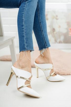 Beyaz Altın Baretli Sivri Burunlu Kadın Topuklu Ayakkabı 1401