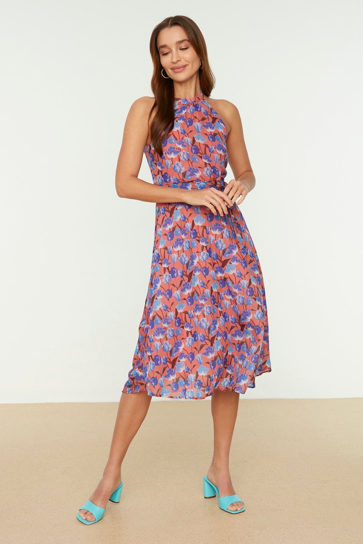 Trendyol Collection Kleid Mehrfarbig A-Linie