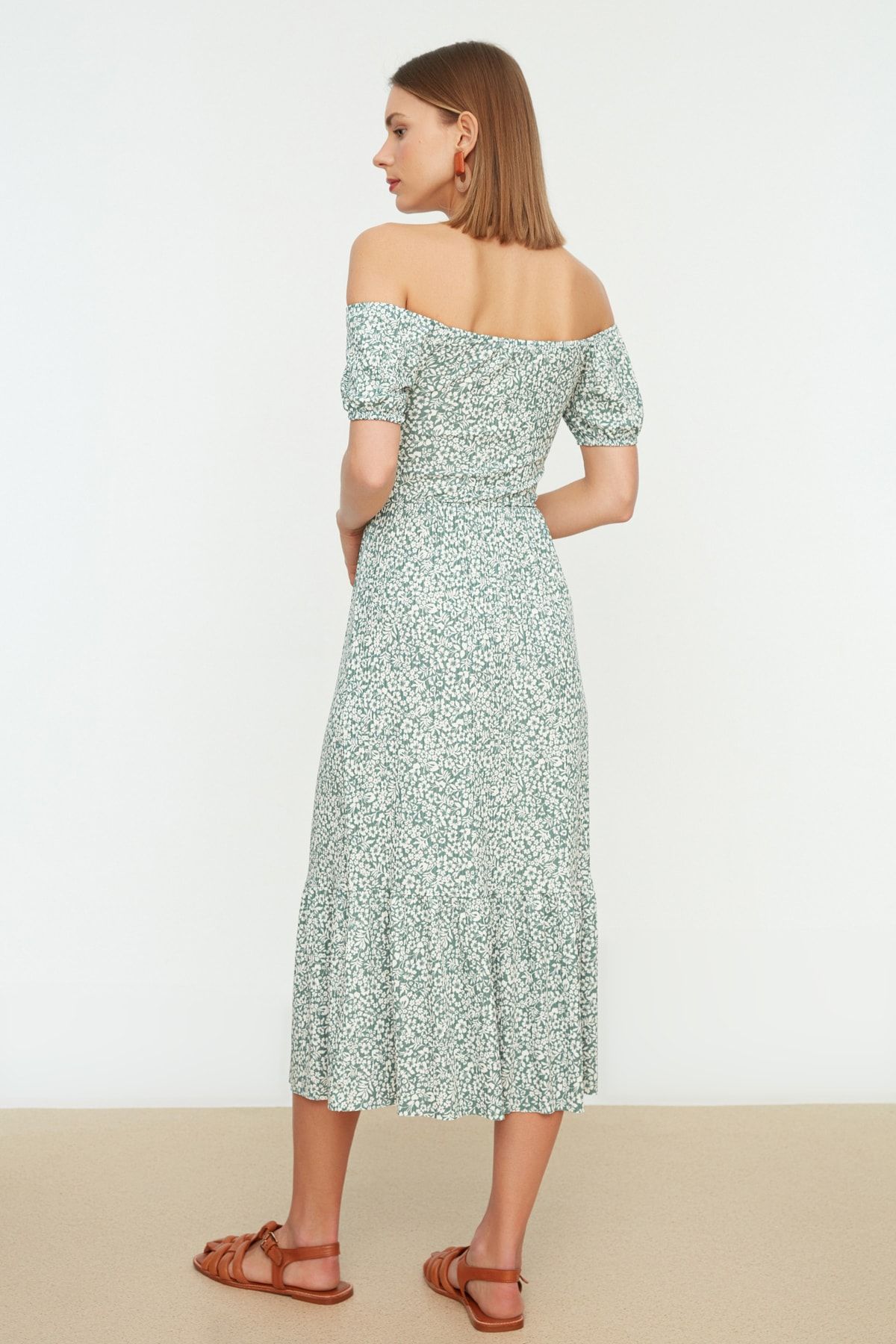Trendyol Collection-Mintgrünes, geripptes Strickkleid mit Carmen-Kragen und Print TWOSS22EL0829 5