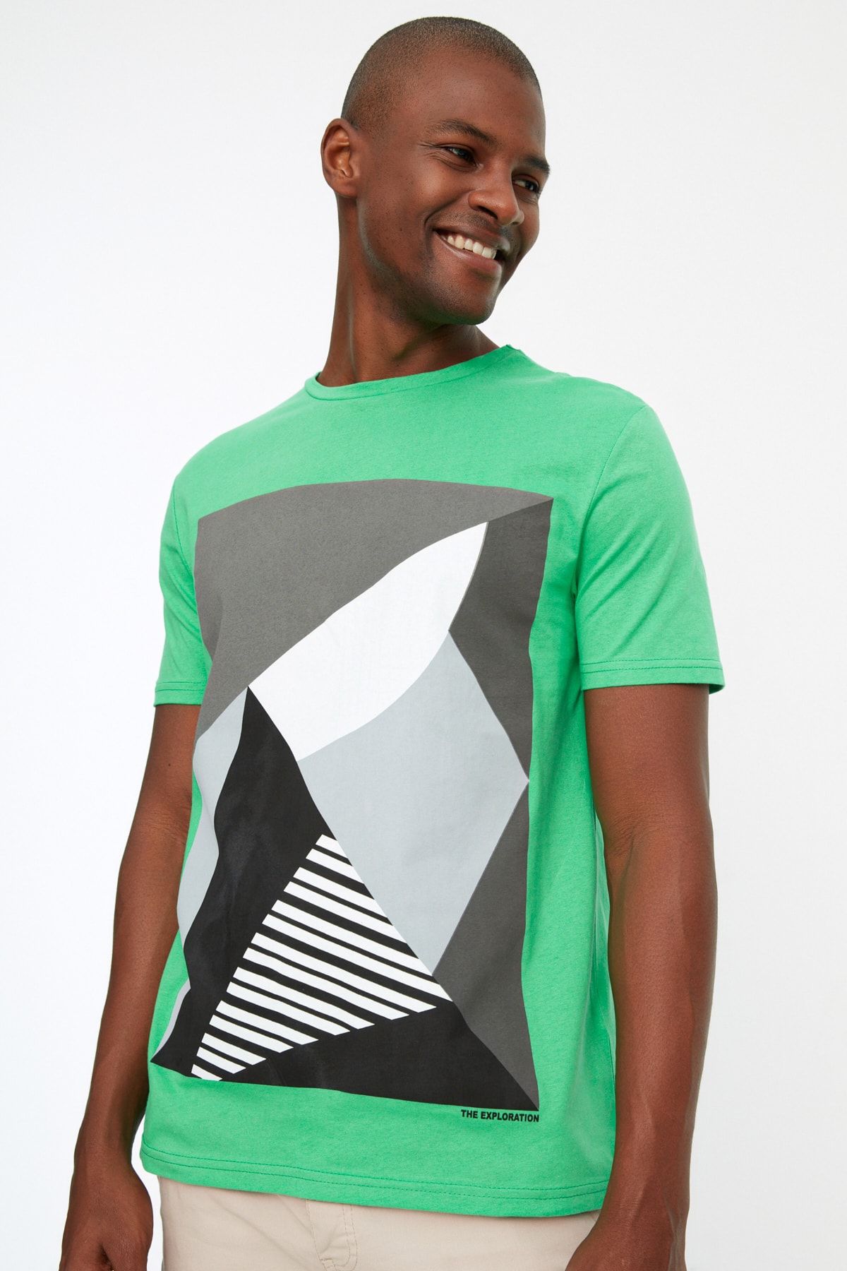 Trendyol Collection T-Shirt Grün Regular Fit Fast ausverkauft AR9220