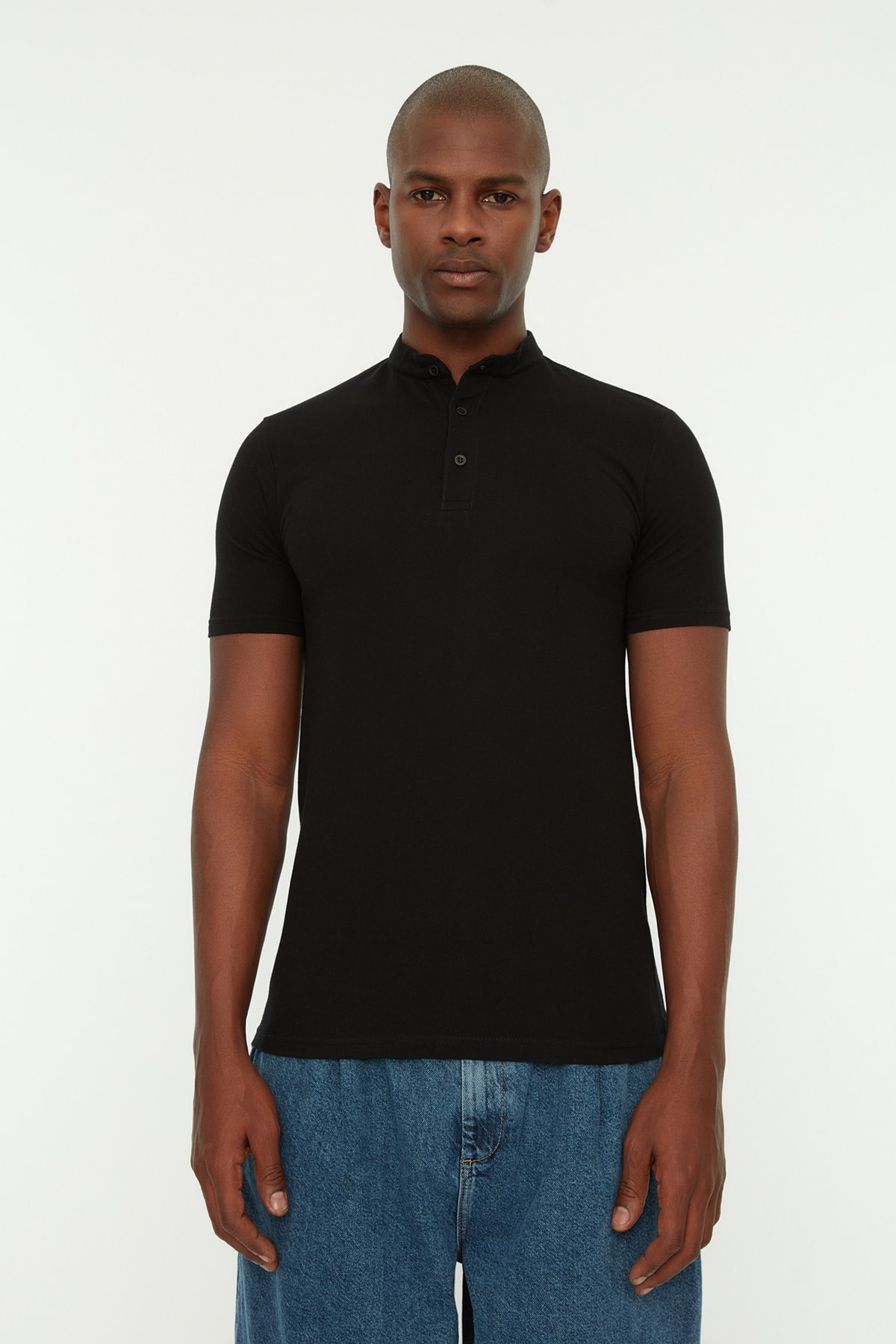 Trendyol Collection Poloshirt Schwarz Regular Fit Fast ausverkauft