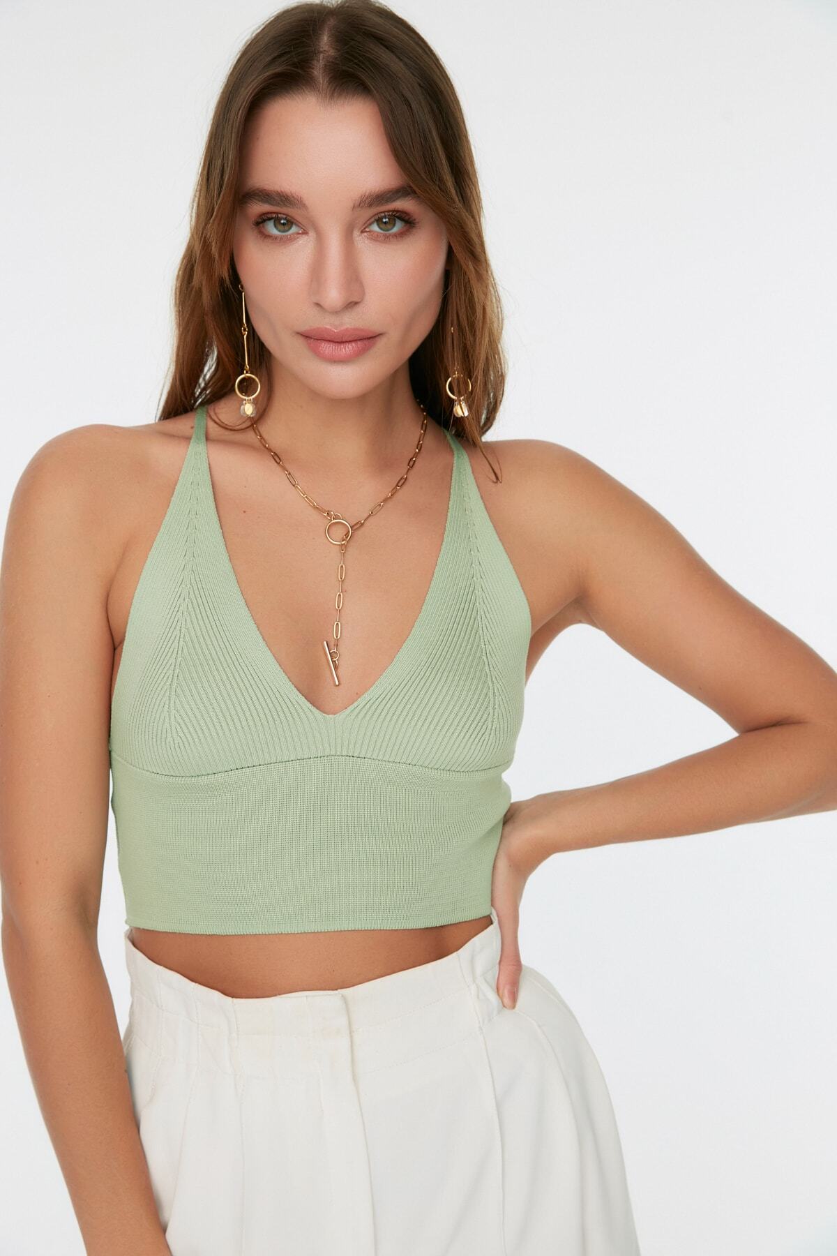 Trendyol Collection-Λεπτή μπλούζα με λεπτομέρεια πλάτης Mint Super Crop TWOSS22BZ0760 2