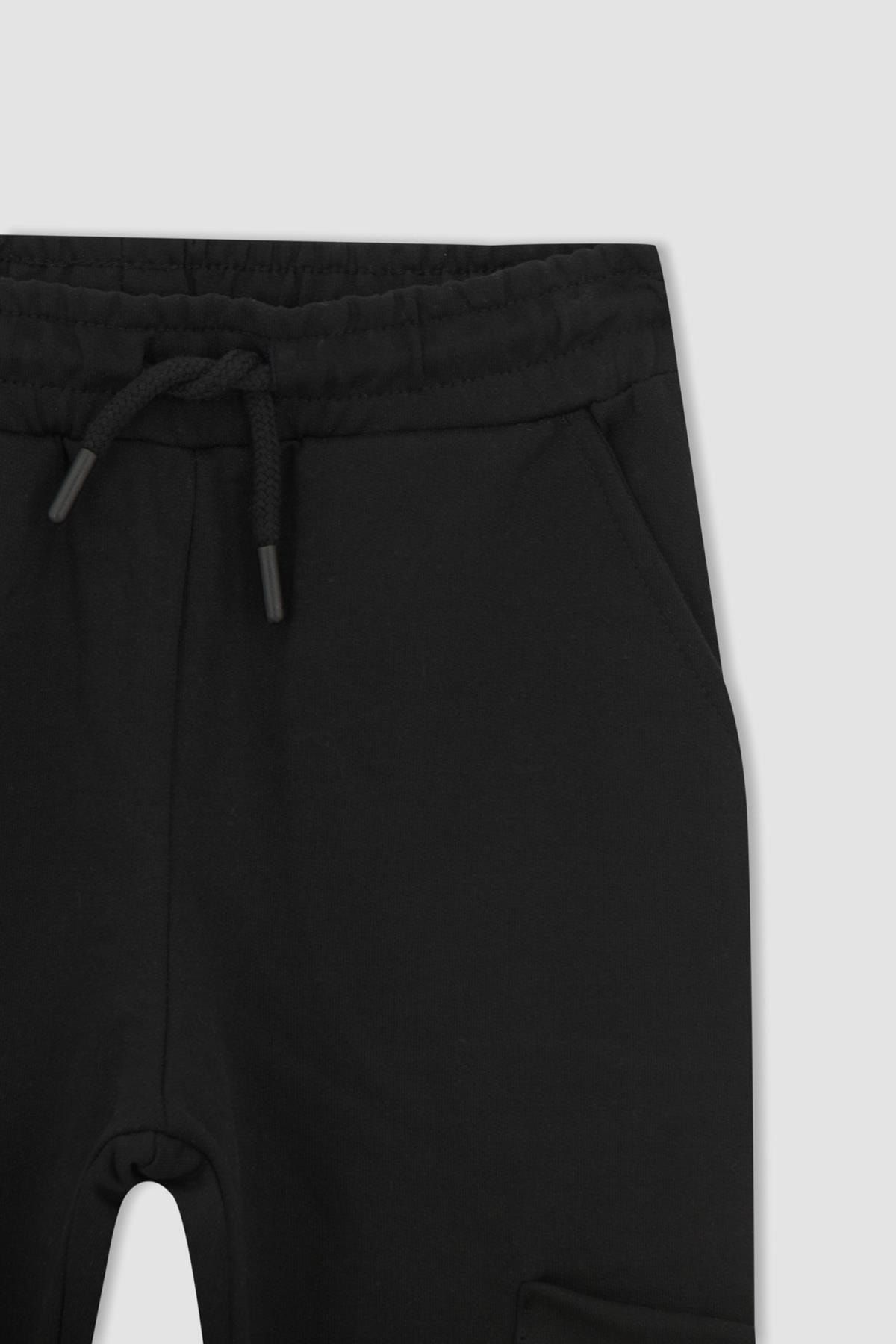 Erkek Çocuk Kargo Cepli İnce Sweatshirt Kumaşı Eşofman Alt