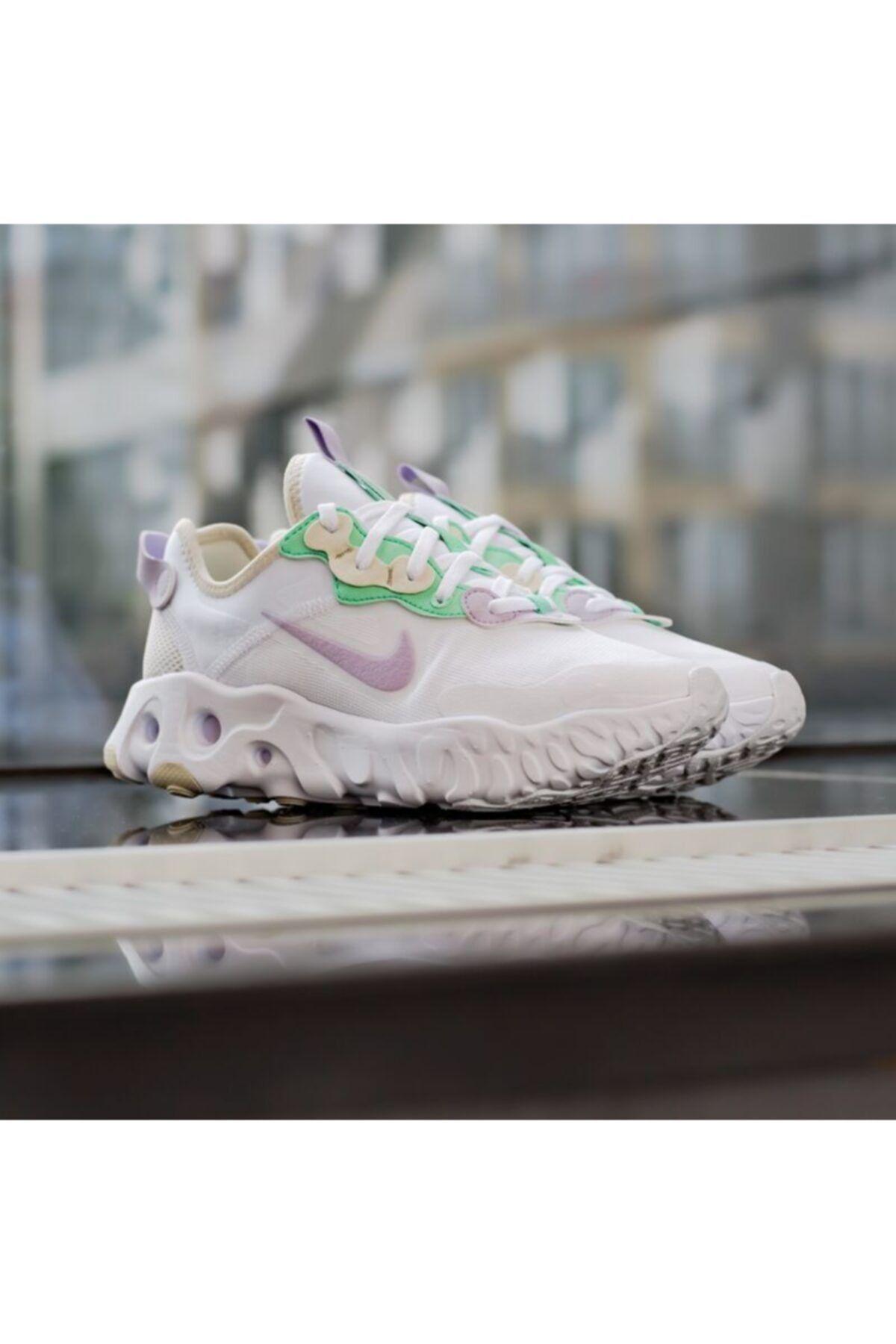 Nike-Da1647-100 W React Art3mıs Sneaker 2
