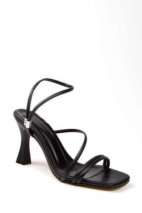 Kadın Yazlık Siyah Suni Deri Topuklu Ayakkabı Yeni Model