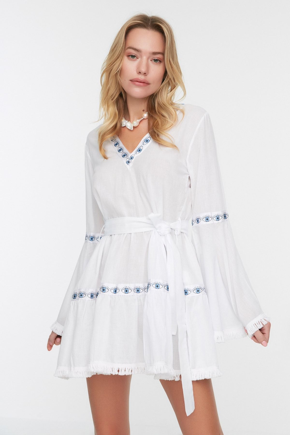 Trendyol Collection 100% pamut fehér mini strandruha - szőtt csíkos kiegészítő TBESS21EL1253