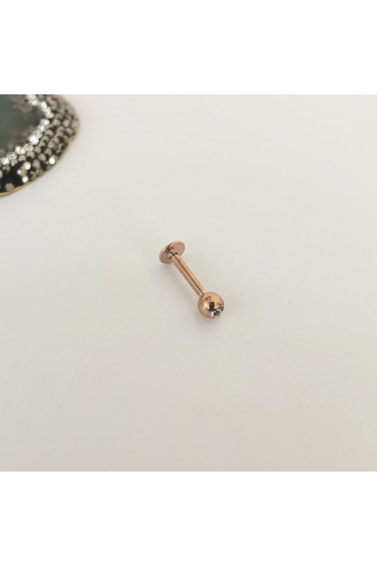 Rose gold lip piercing top