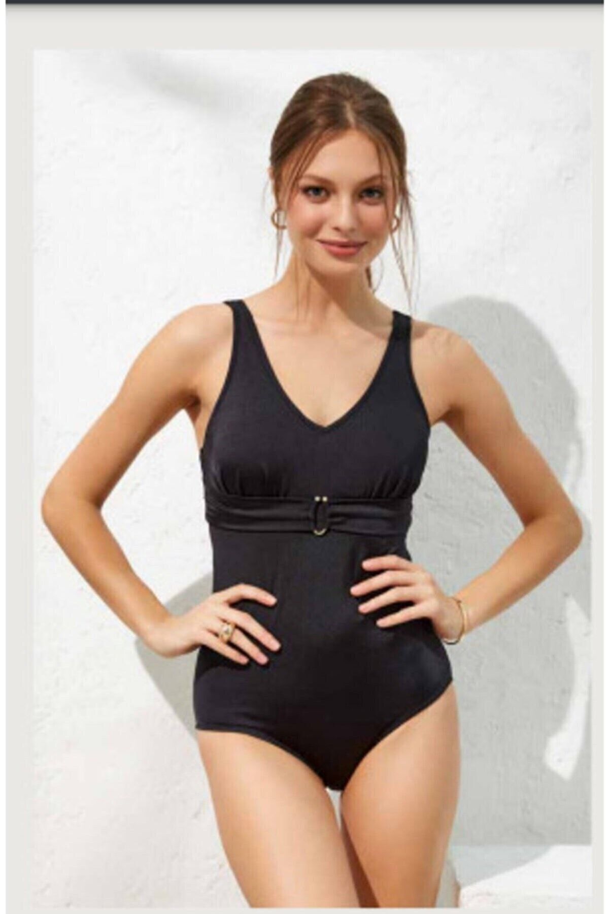 Thick outlet strap swimsuit