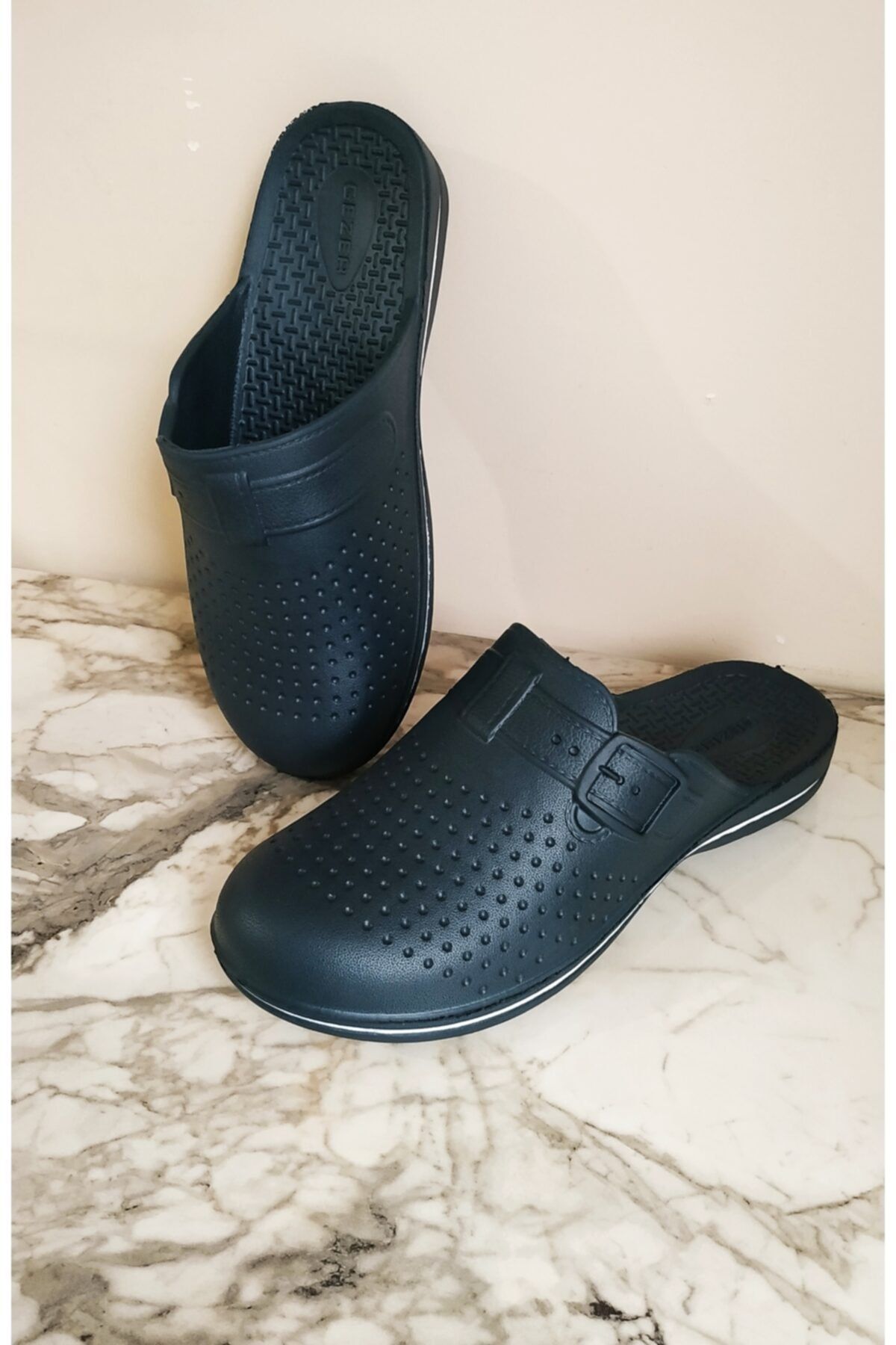 Gezer Men s Navy Blue Non Slip Sole Closed Front Doctor Nurse Pool