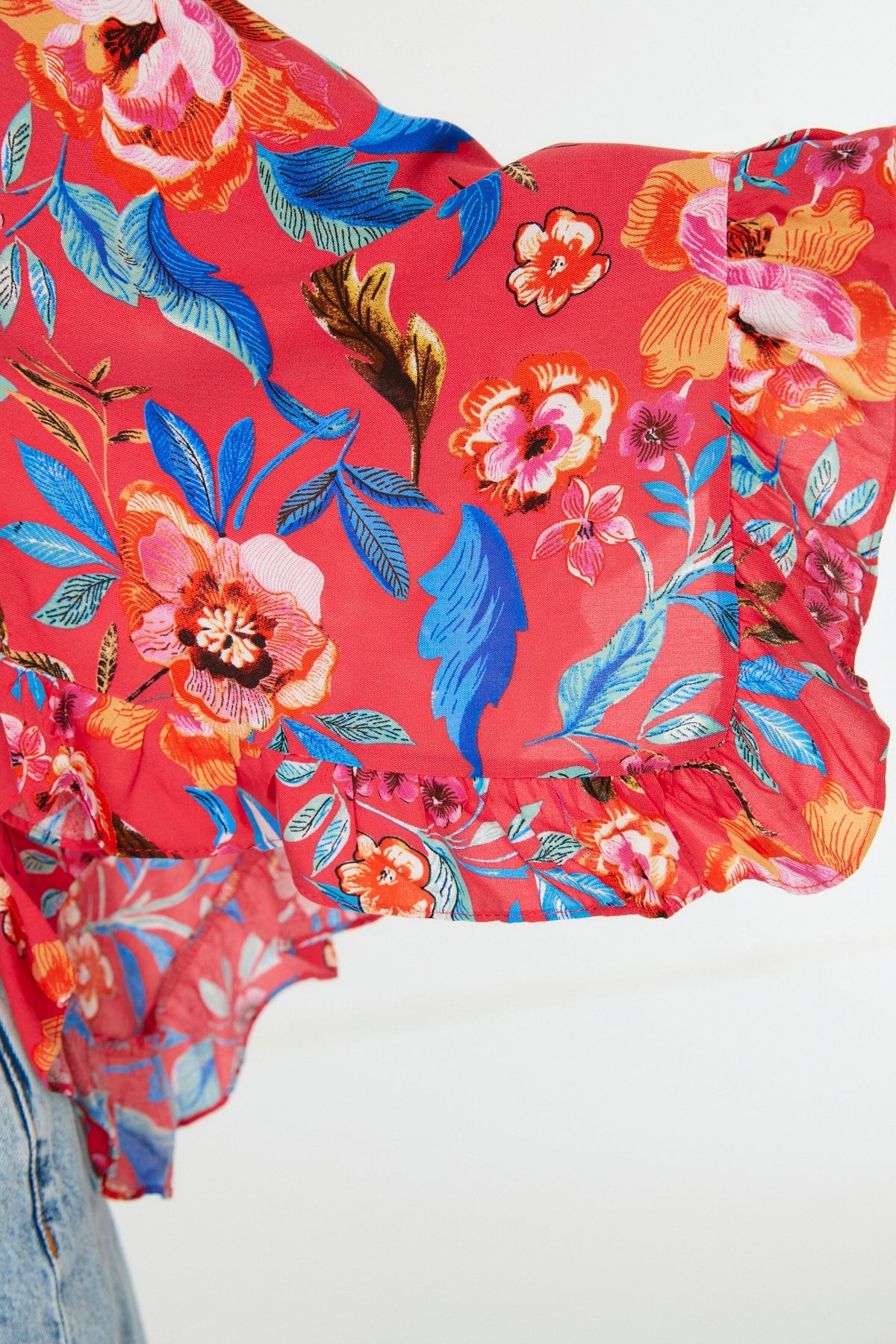 Trendyol Collection-Virágmintás Crop Woven Flounces strandblúz TBESS19BB0095 4