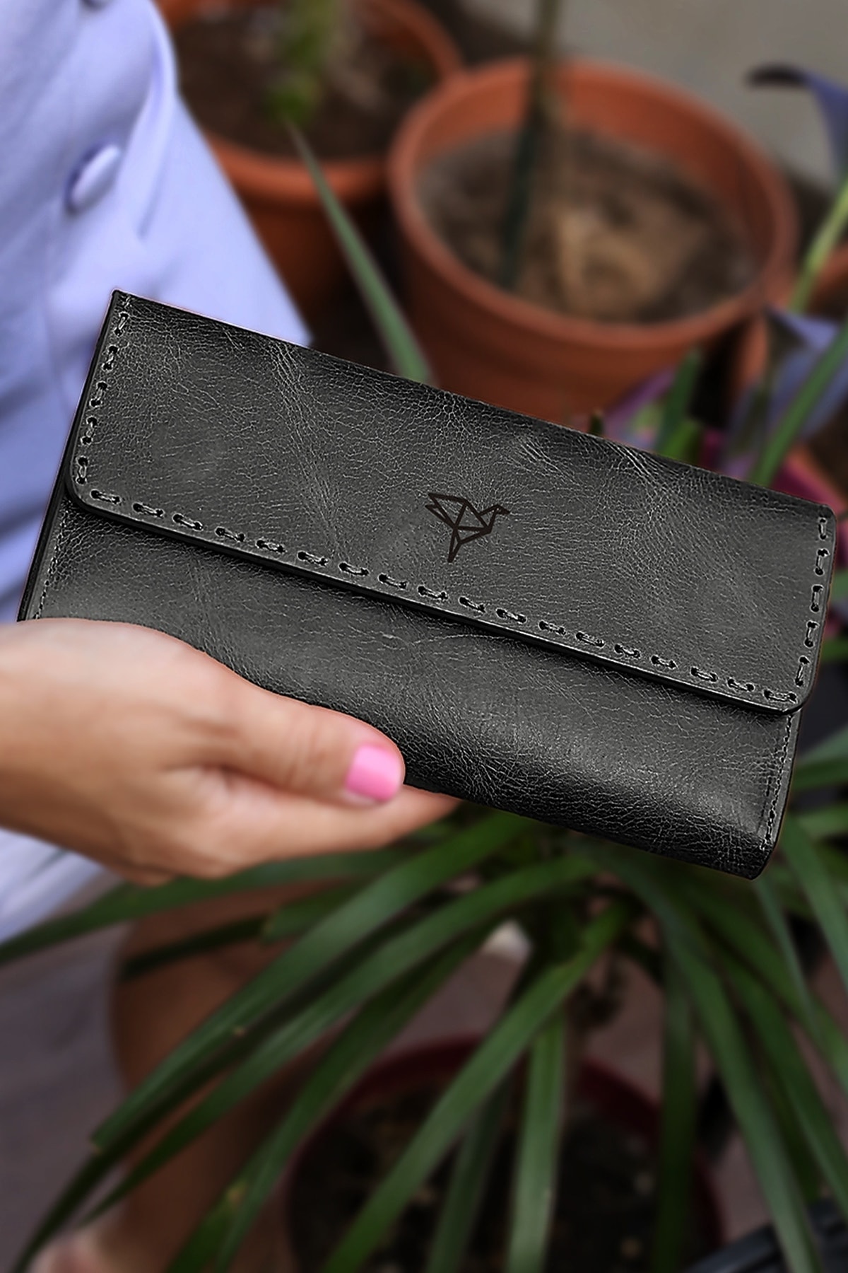 Pavia Vintage Leather Saddle Stitched Anthracite Black Portfolio Women's Wallet