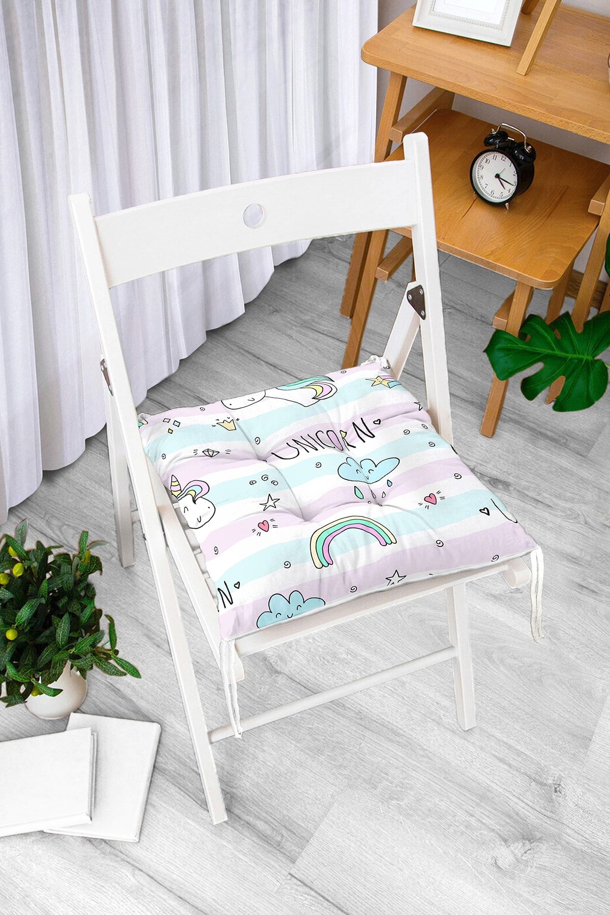 Realhomes Cu Model Unicorn Și Curcubeu - Pernă De Scaun Modernă Cu Imprimare Digitală - One Size