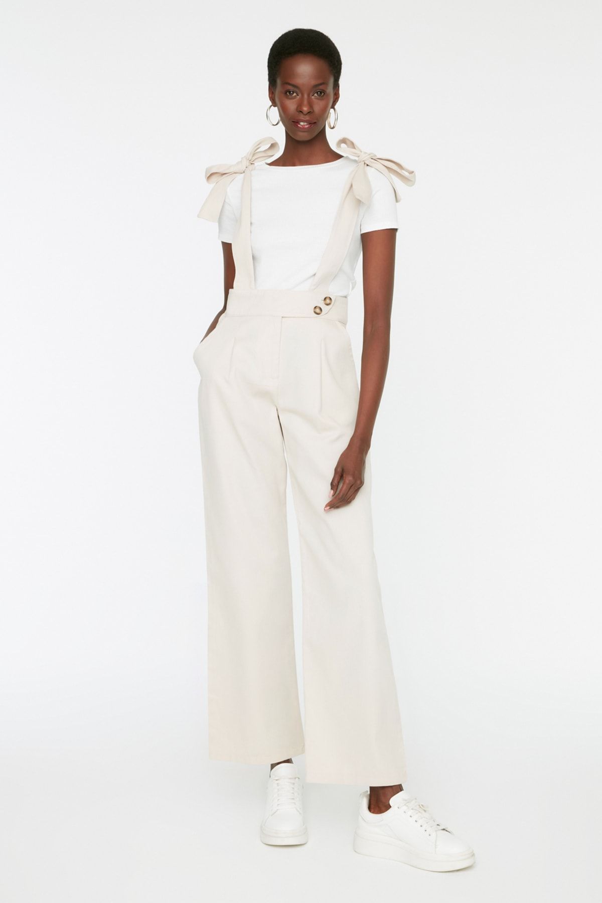 Trendyol Collection Jumpsuit Beige Regular Fit Fast ausverkauft