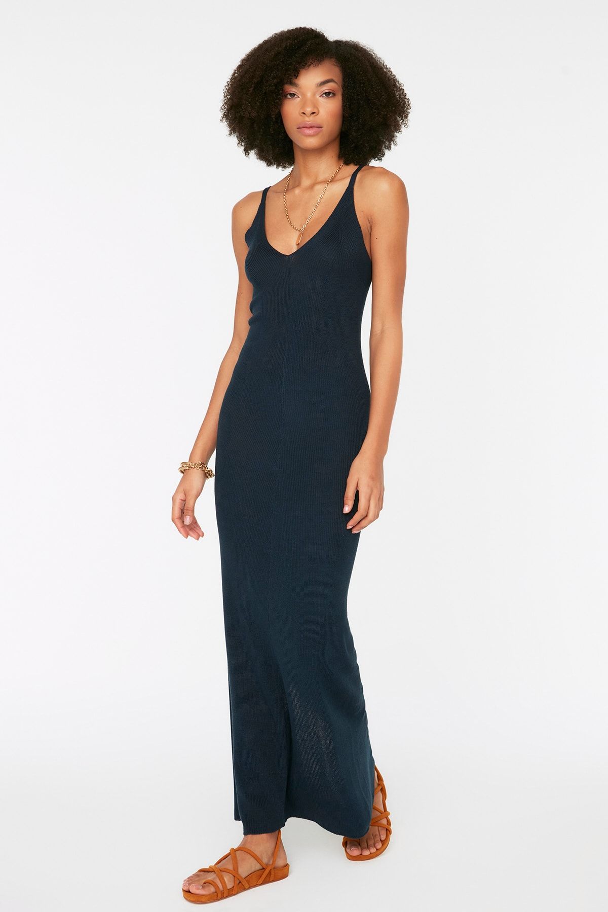 Trendyol Collection-Marineblaues Maxi-Strick-Basic-Kleid mit dünnen Trägern TWOSS20EL1574 5