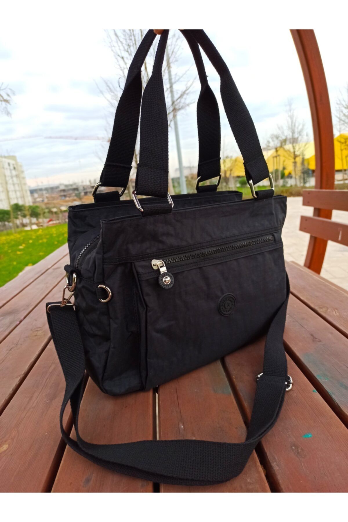 Kipling elysia satchel best sale