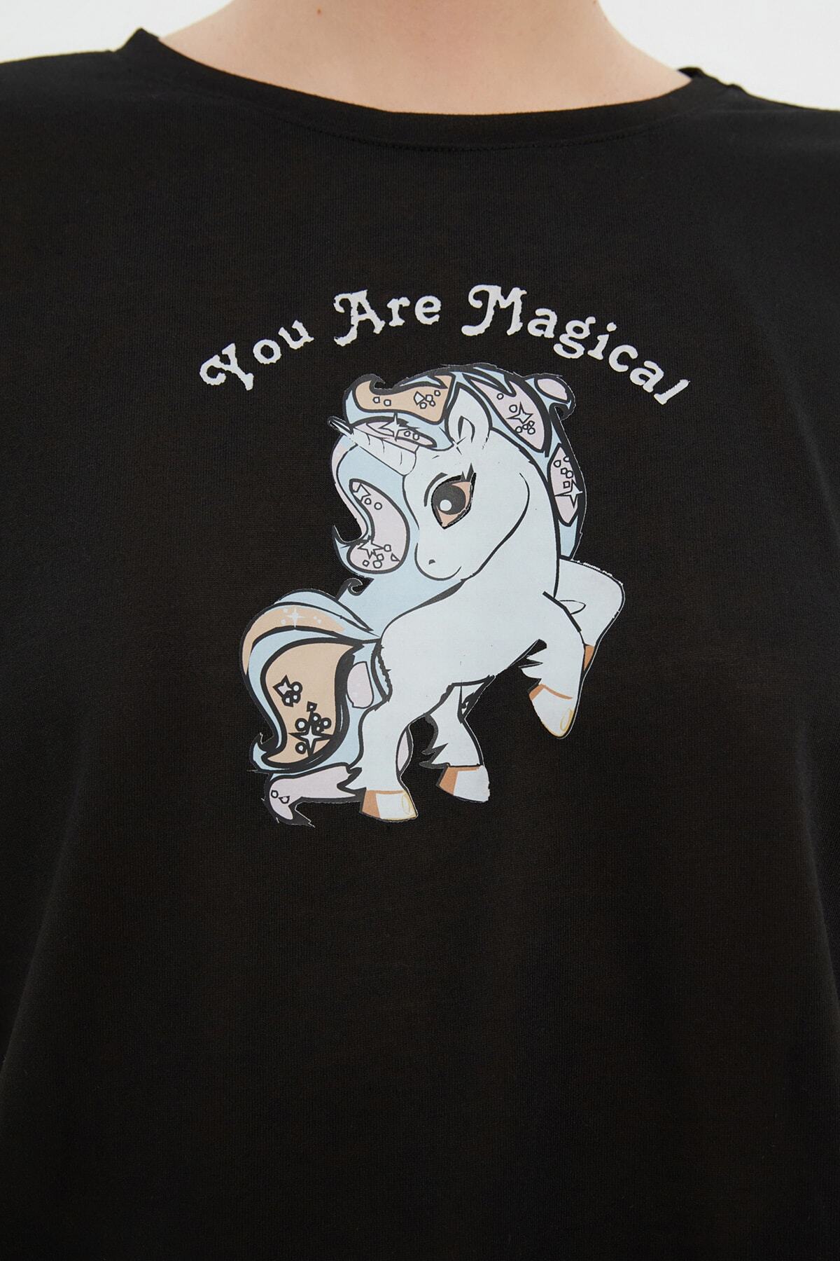 Trendyolmilla  Siyah %100 Pamuklu Eğlence Baskılı Biye Detaylı Örme Pijama Takımı THMSS21PT0953 - Görsel 7