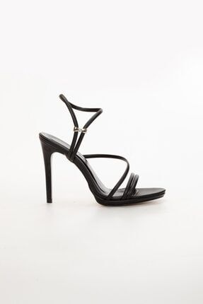 Kadın Yüksek Topuklu Yazlık Siyah Ayakkabı Art32