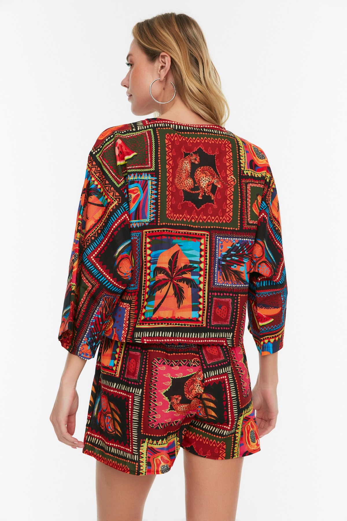 Trendyolmilla  Plaj Giyim %100 Pamuk Meyve Desenli Dokuma Bağlama Detaylı Gömlek-Şort Takım TBESS22AU0086 - Görsel 4