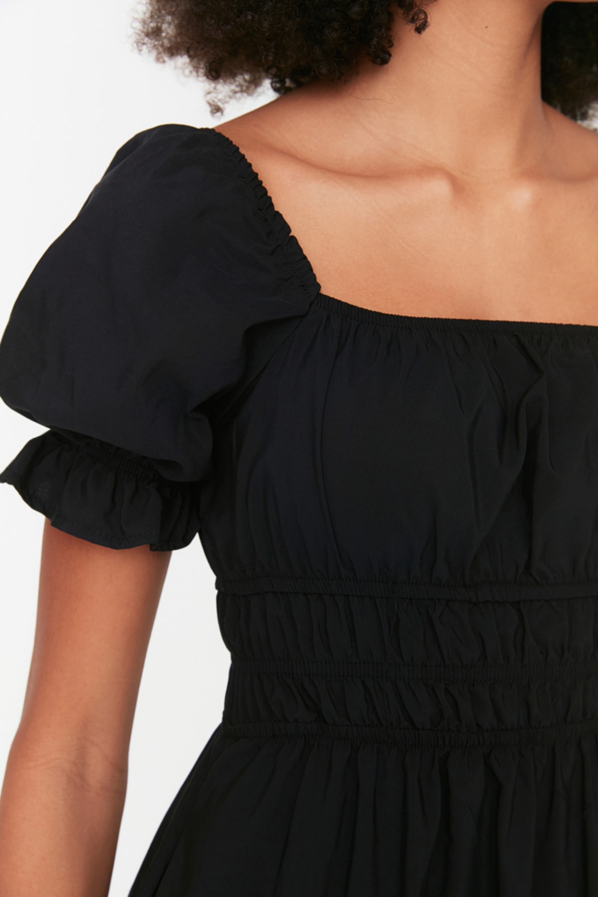 Trendyolmilla  Siyah Skater/Belden Açılan Balon Kollu Astarlı Midi Dokuma Elbise TWOSS22EL1768 - Görsel 5