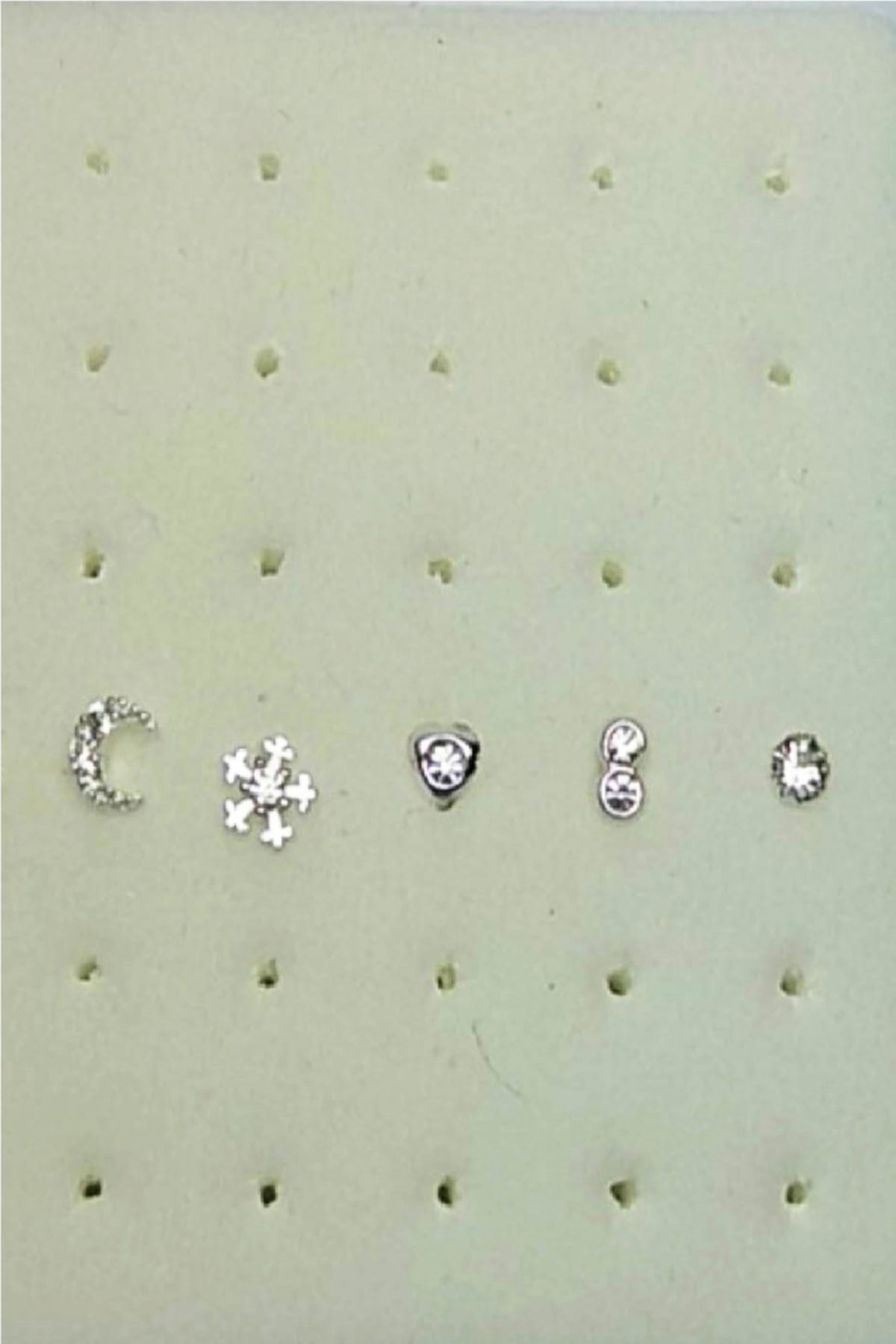 5 stone clearance nose pin