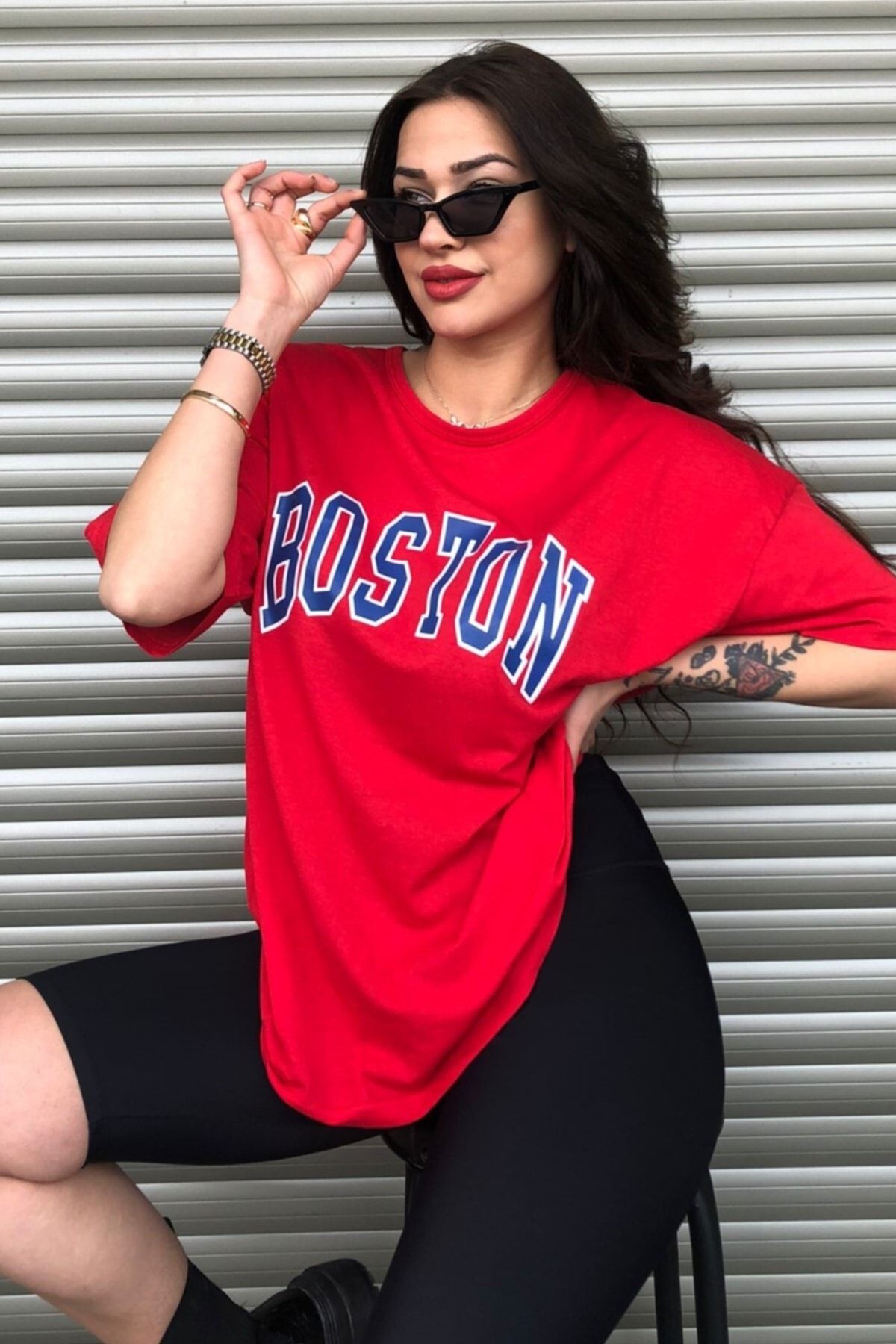 MODAGEN-Boston Printed Red Oversize Women's T-shirt 4