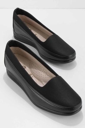Siyah Streç Kadın Dolgu Topuklu Ayakkabı K01121030817