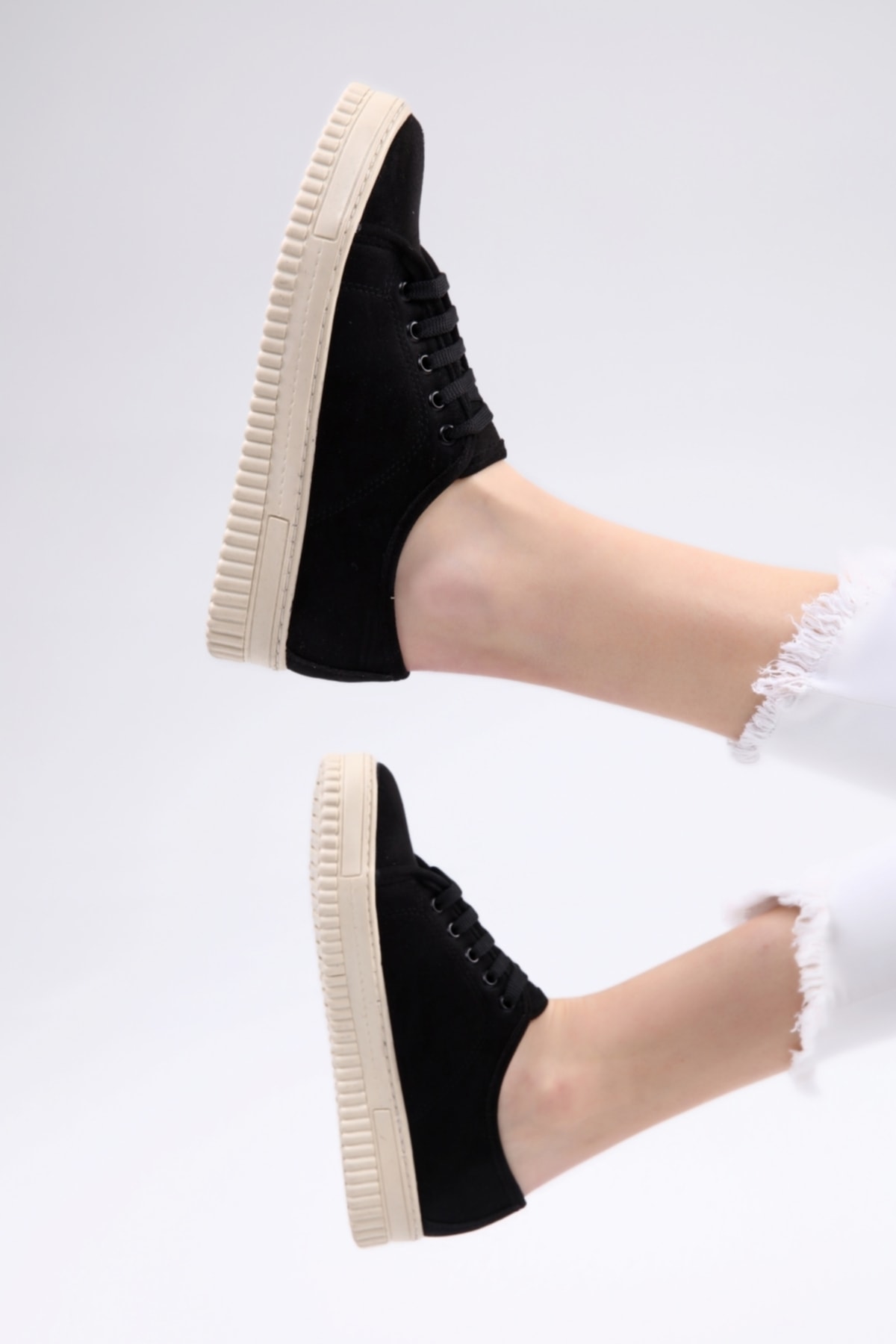 Siyah Süet Spor Sneaker