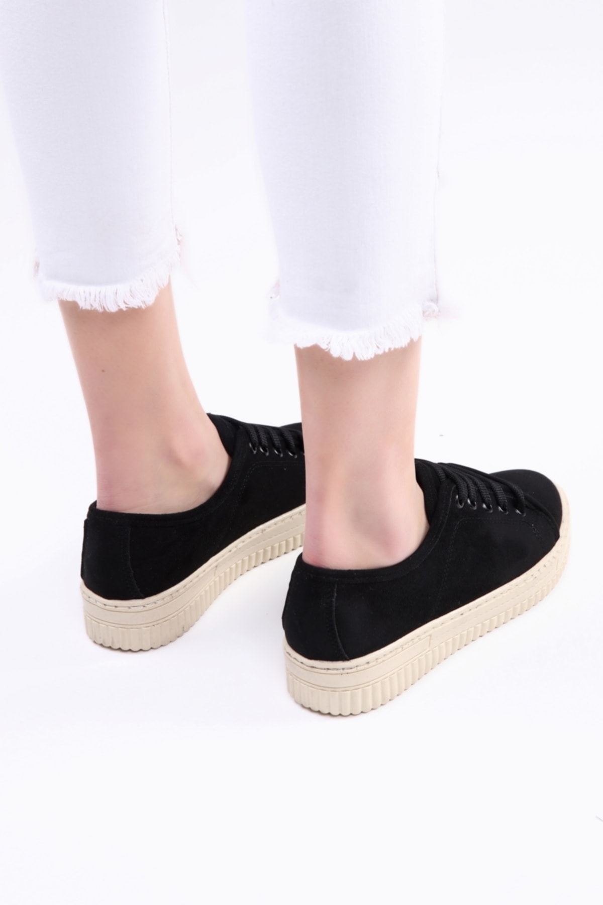 Siyah Süet Spor Sneaker