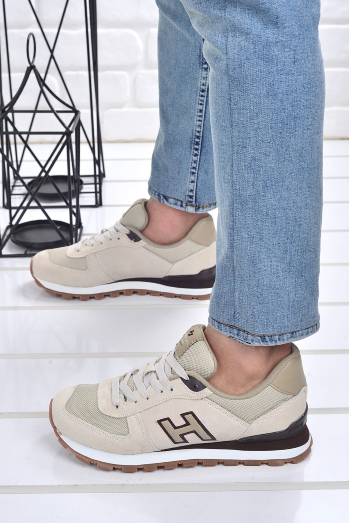 بيج - حذاء رياضي كاجوال للجنسين