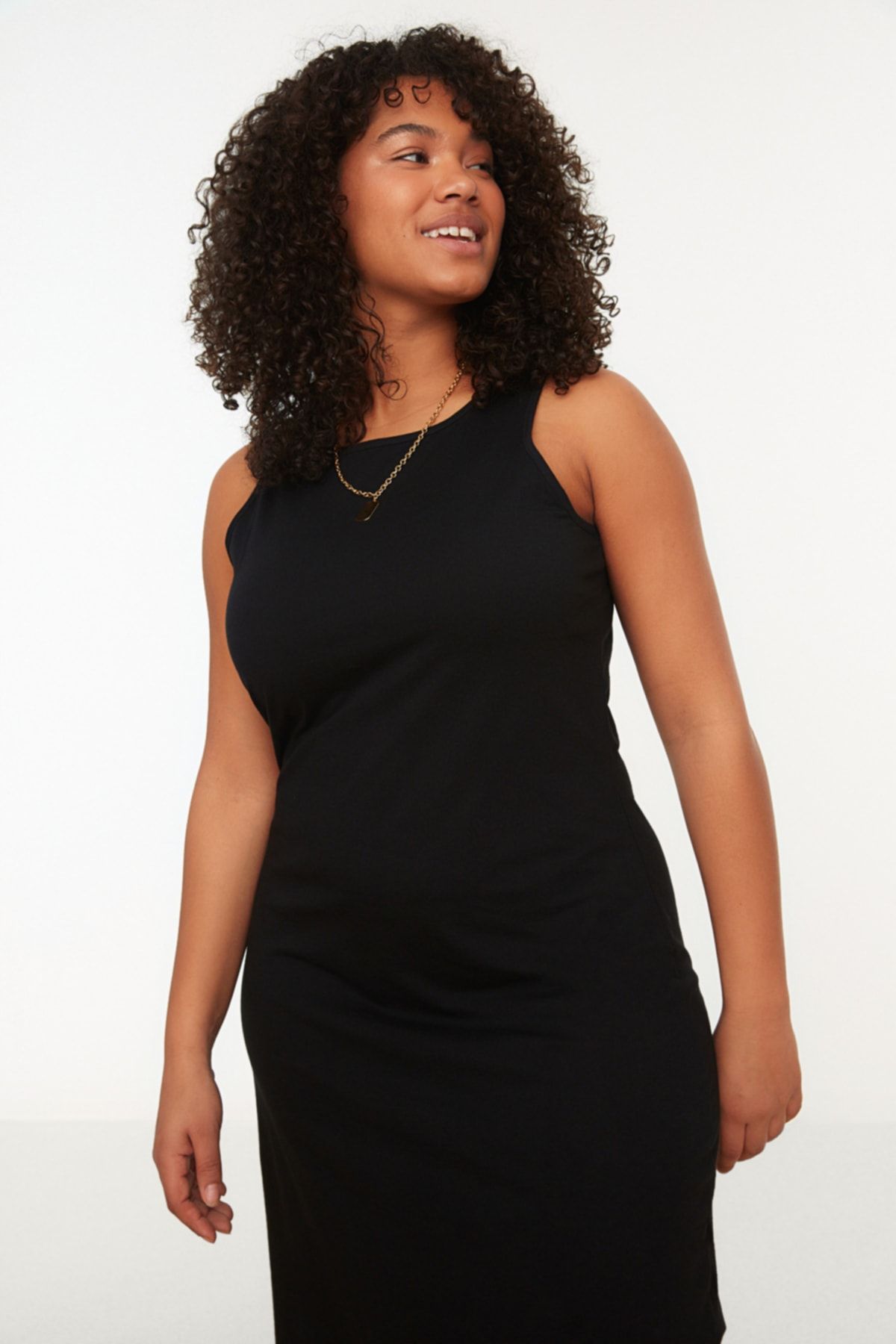 Straight cut black dress online