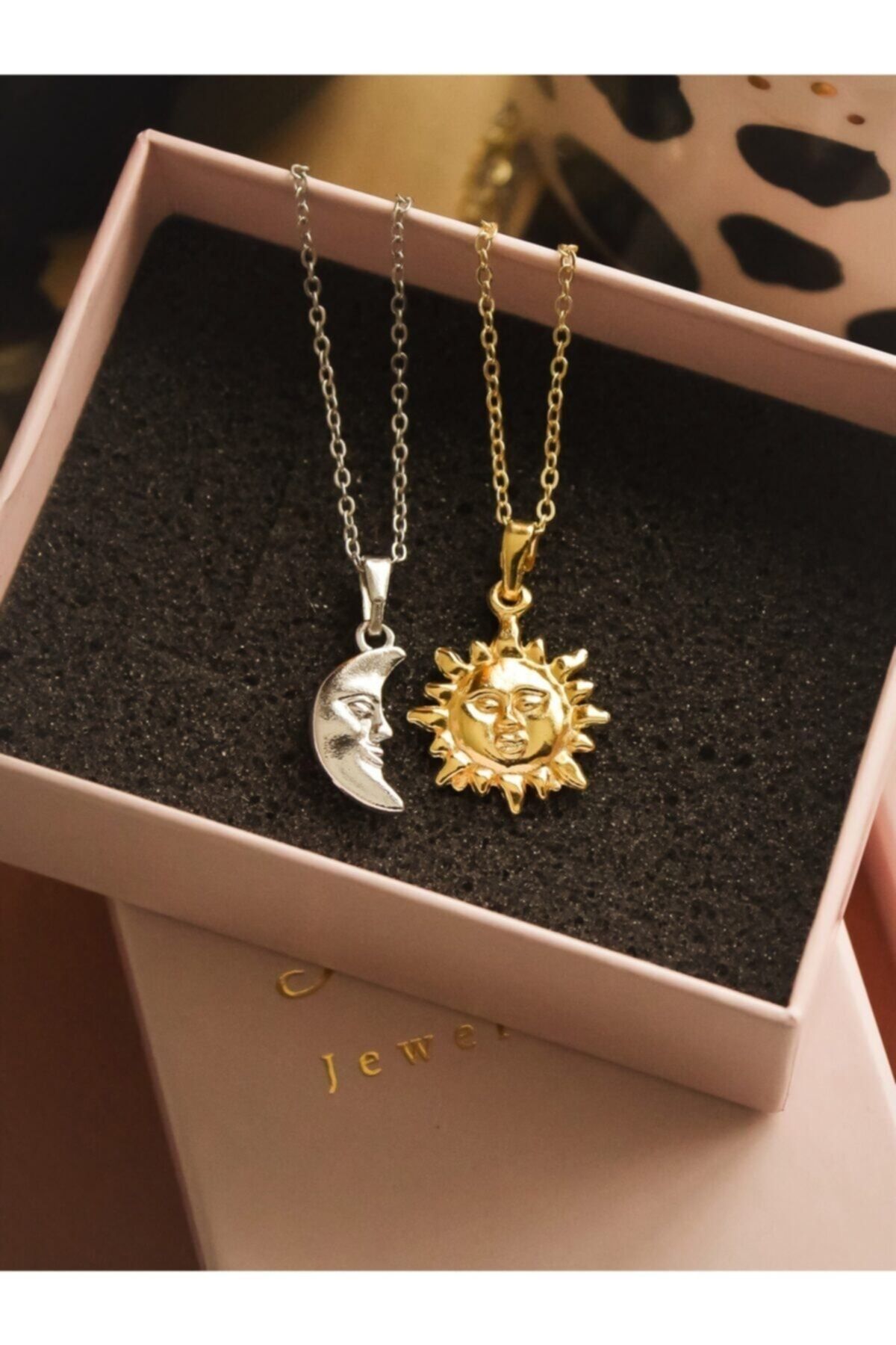 Shopiolog-Sun And Moon Lover Friend Couple Necklace 2
