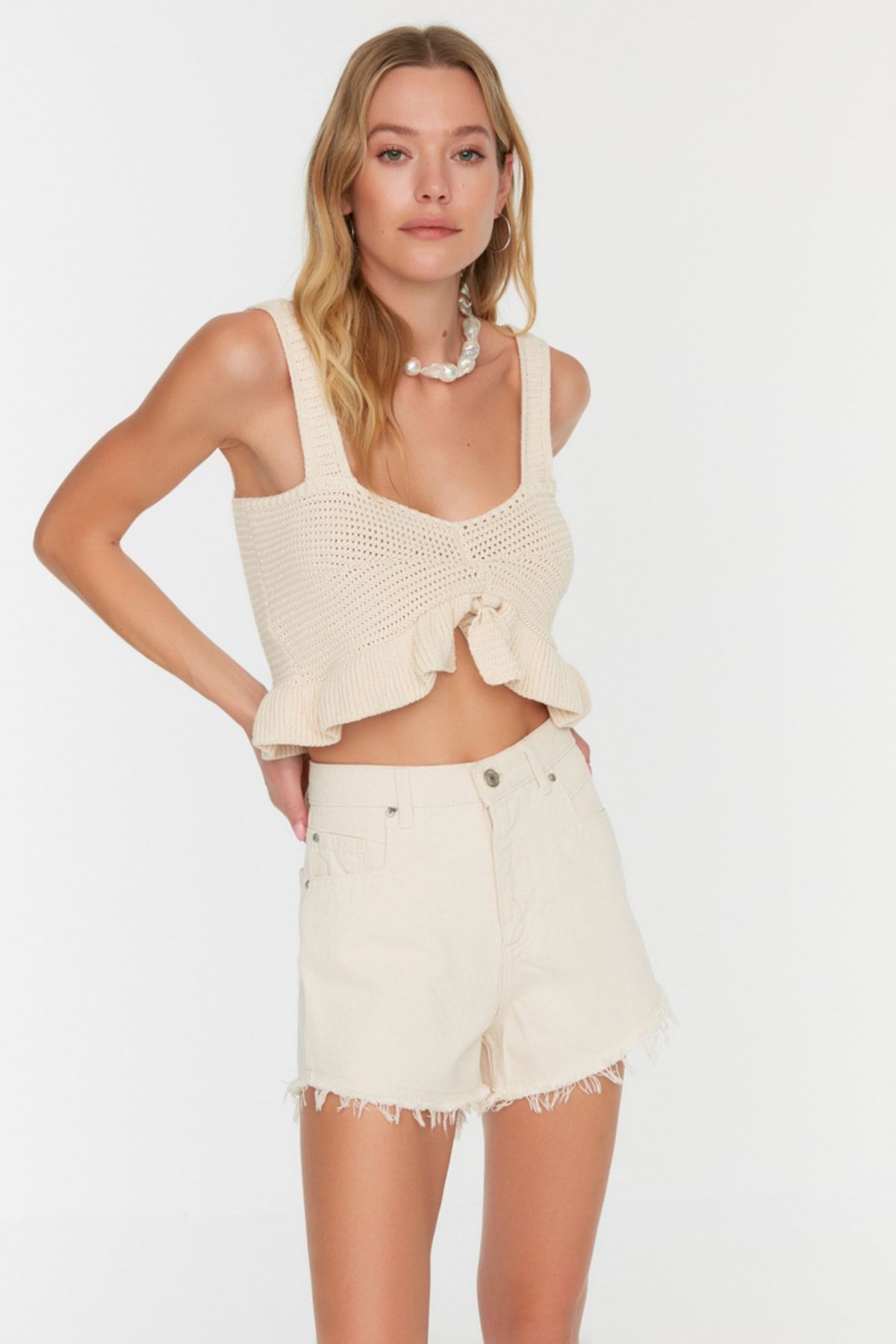 Trendyol Collection-Beige Denim Beach Shorts Tbess22Sr0395 2