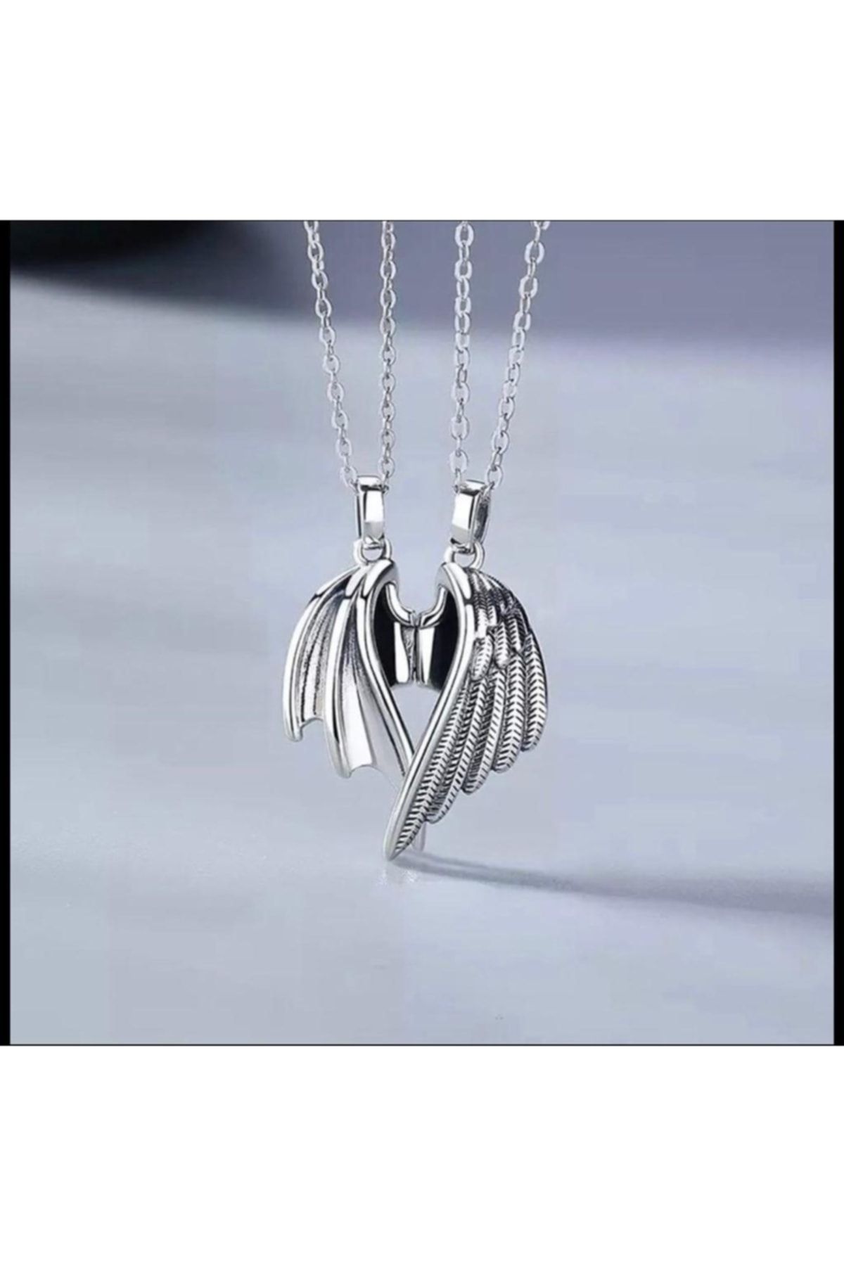 ADRTASARIM Magnetic Angel Devil Wing Necklace 1 Pair