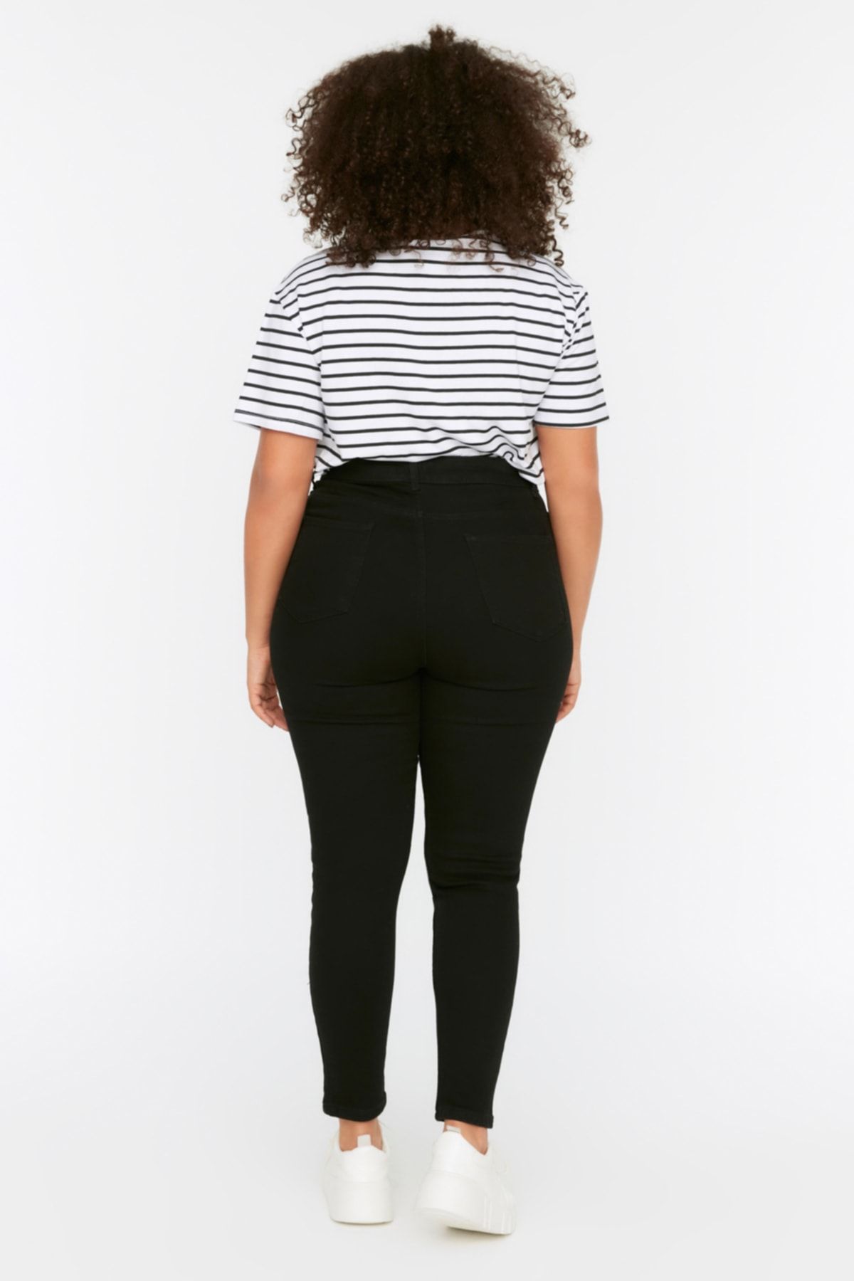 Trendyol Curve-Schwarze, dehnbare Skinny-Jeans mit hoher Taille TBSSS22JE0189 5