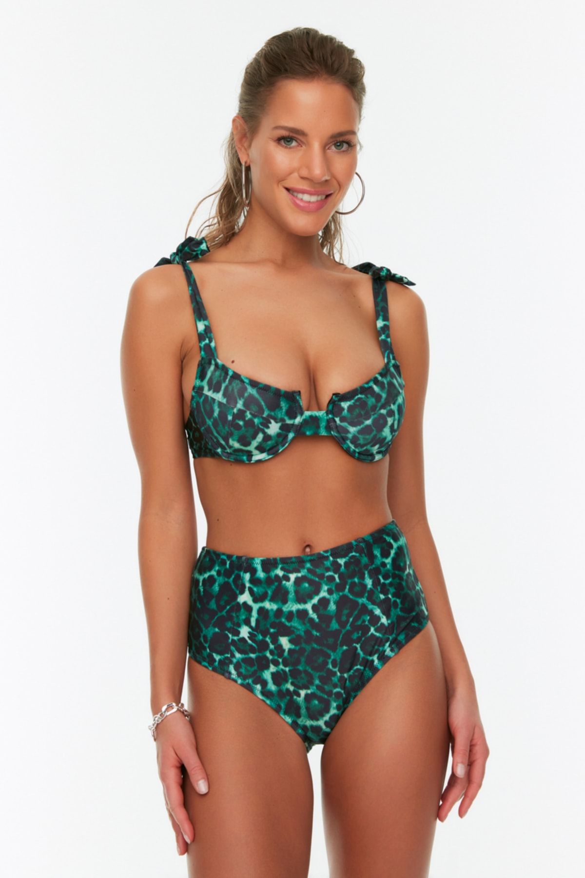 Trendyol Collection-High Waist Leopard Print Bikini Bottom - TBESS21BA0220 5