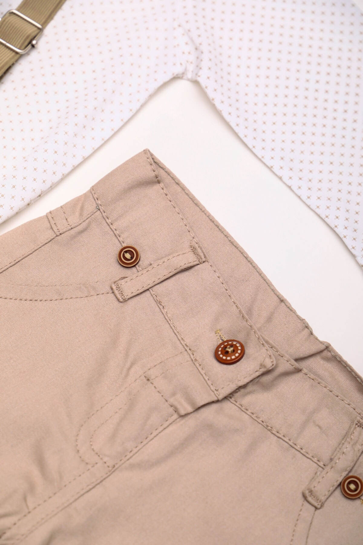 Mika Bebek & Çocuk Dar Kalıp Bej Pantolon Gömlek Papyon Erkek Bebek Salopet Takım fotoğrafı 4 (önizleme)