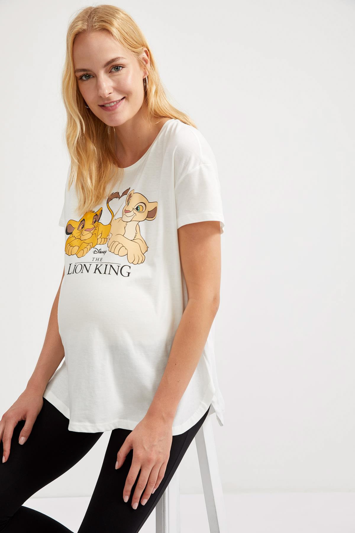 Kadın Ekru Lion King Lisanslı Kısa Kollu Hamile Tişört R5267AZ20AU