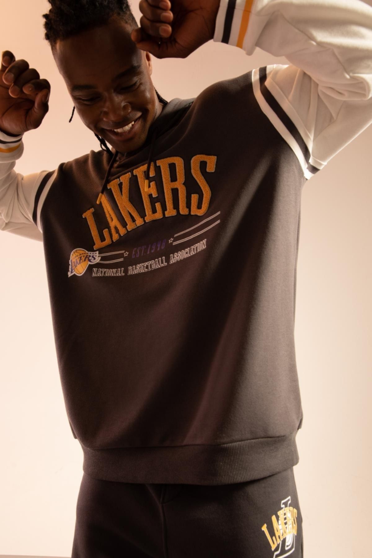 DeFactoFit NBA Los Angeles Lakers Oversize Fit Kapüşonlu Sweatshirt