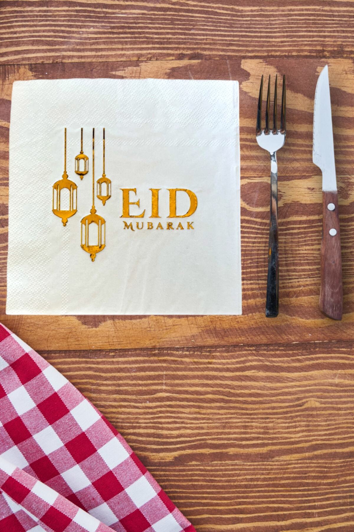 Eid Mubarak Written Gold Gilded Napkin 16x16 Cm Ramadan Feast Themed Religious Ornament with Gold Foil