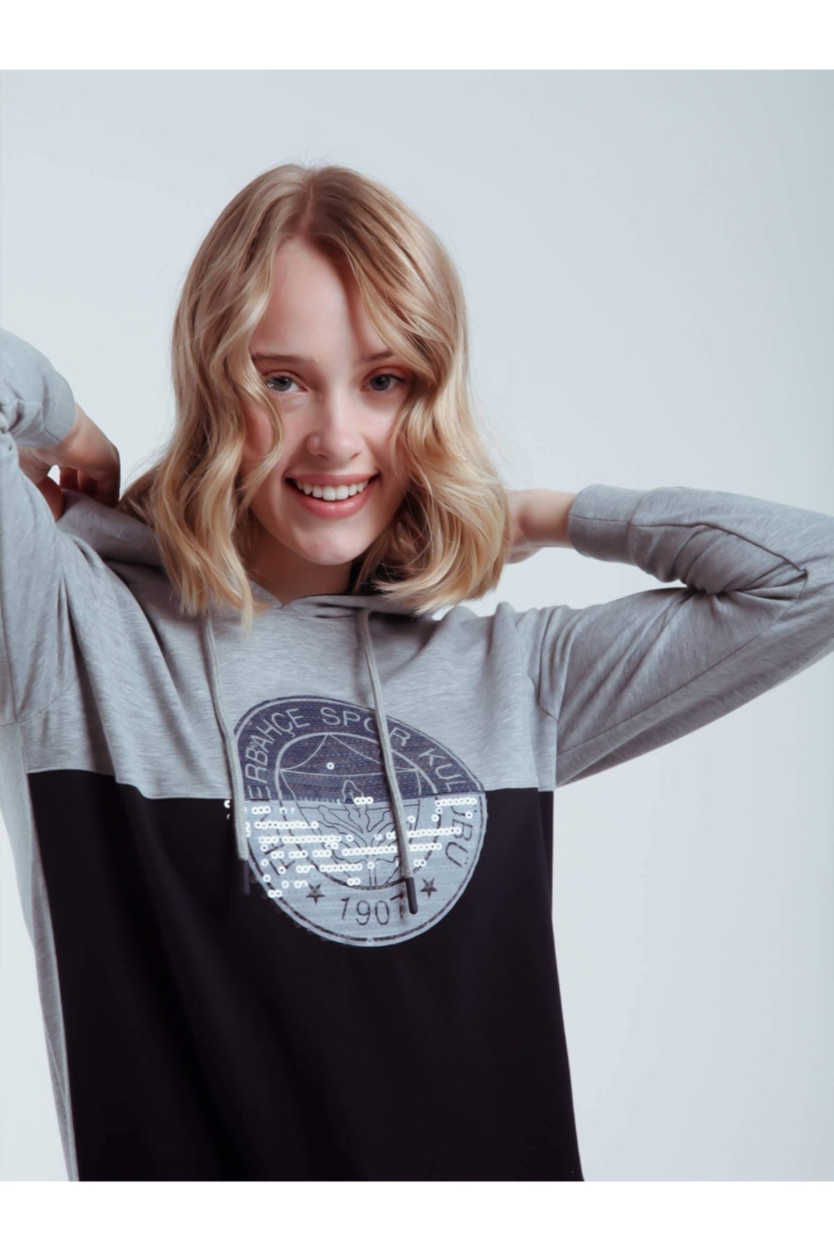 Fenerbahçe Kadın Trıbun Pullu Logo Sweat